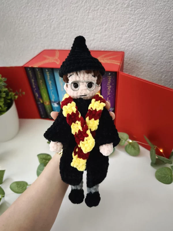 Gehäkeltes Amigurumi-Trio von Zauberern – Bild 3