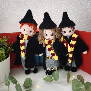 Gehäkeltes Amigurumi-Trio von Zauberern