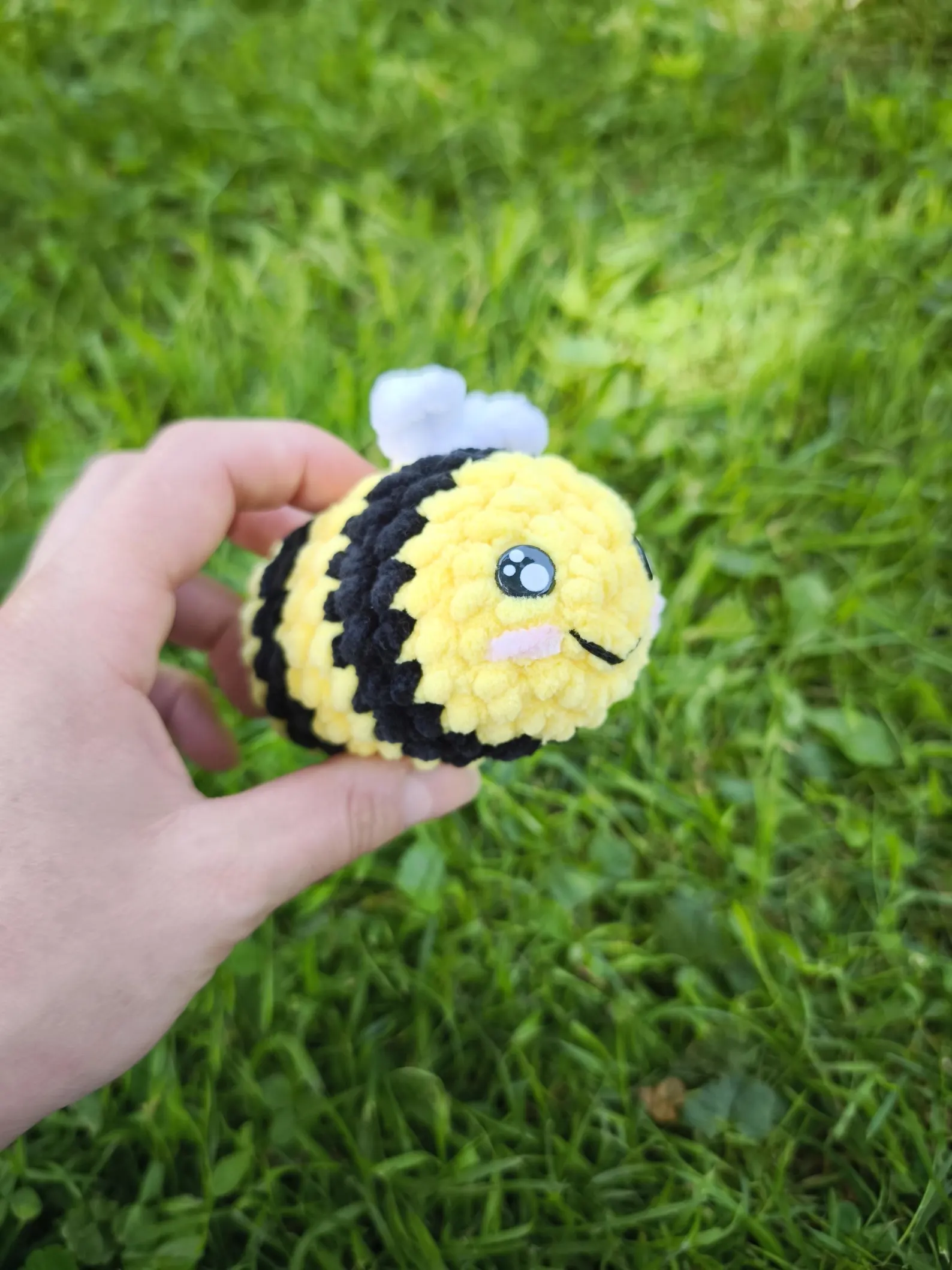 No-Sew Mini Bee Crochet Pattern – Bild 6