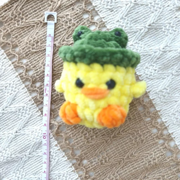 Gehäkelte Ente mit Froschmütze – Bild 5